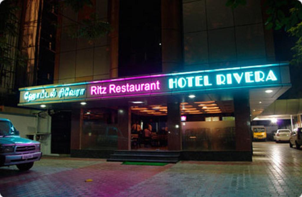 Rivera Hotel Ченнаи Экстерьер фото